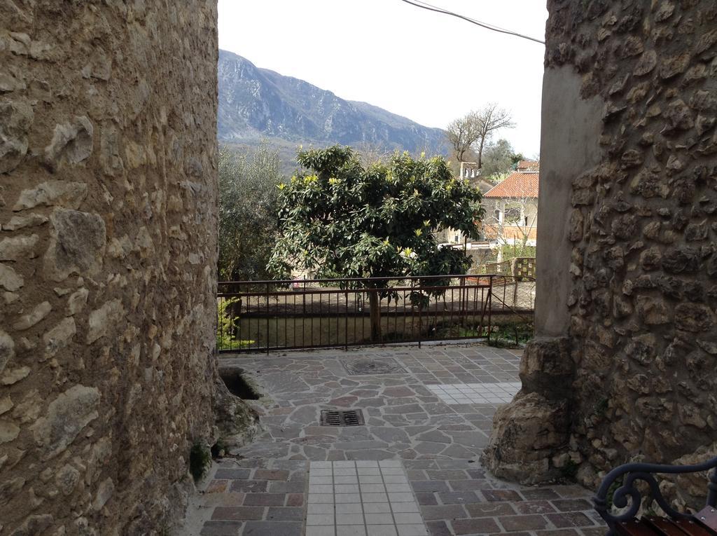 B&B Milleunapietra Romantic Guest House Ausonia Exterior photo