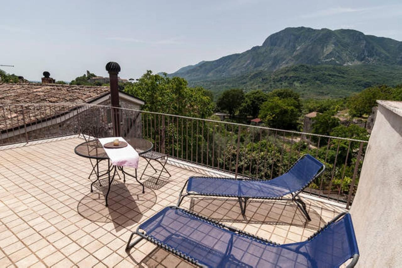 B&B Milleunapietra Romantic Guest House Ausonia Exterior photo